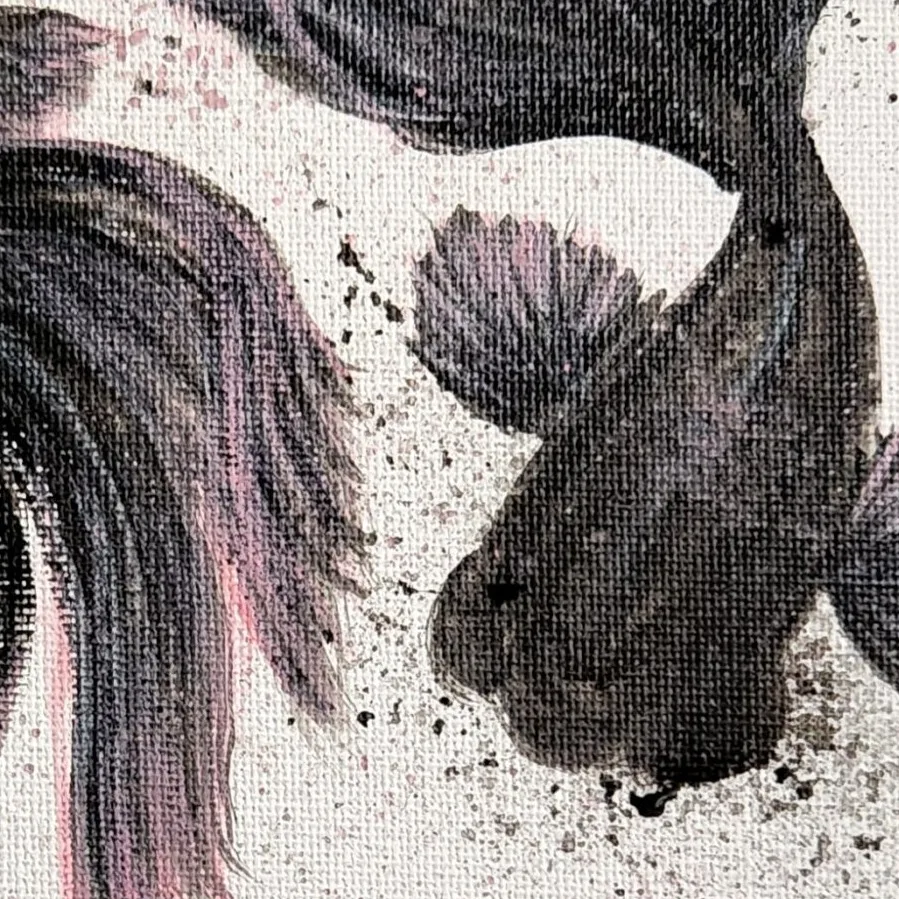 Black Goldfishes — closeup 1